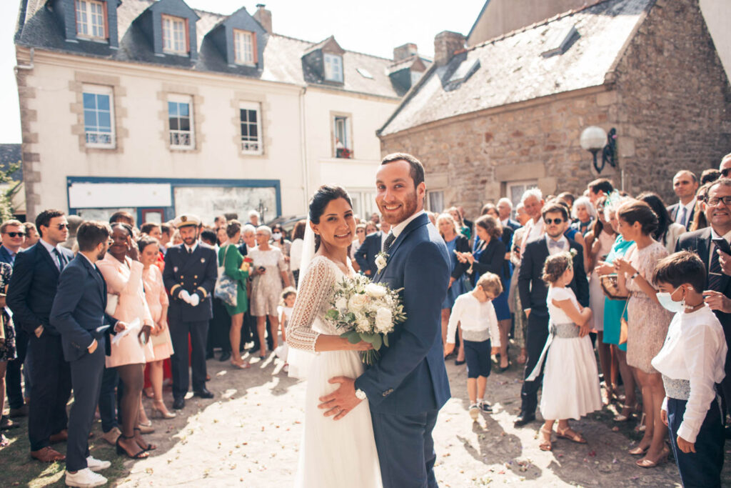 Photo de la messe de mariage franco péruvien plage finistere bretagne CharlesRD