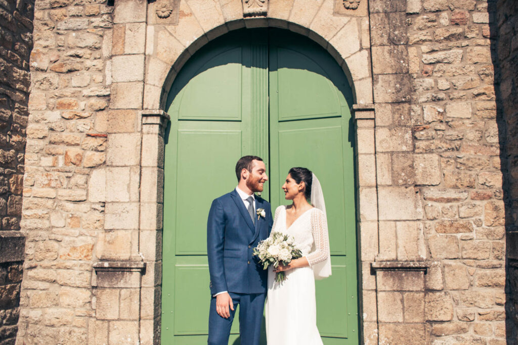 Photo de la messe de mariage franco péruvien plage finistere bretagne CharlesRD