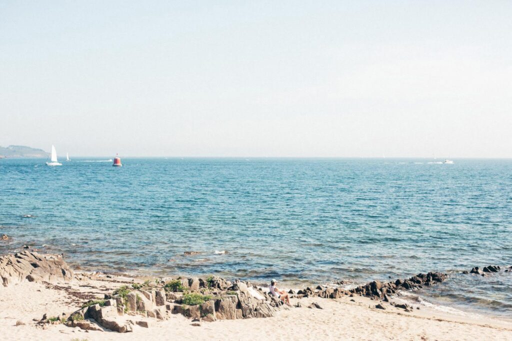 Photo de mariage franco péruvien plage finistere bretagne CharlesRD